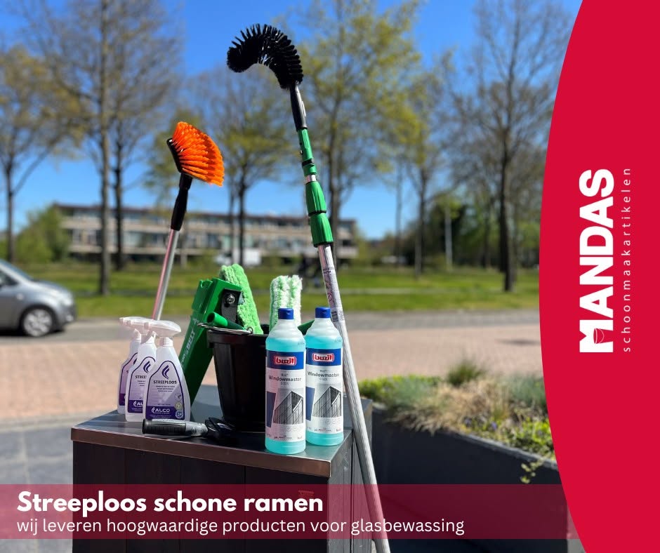 Actie: streeploos schone ramen — glasbewassing van Mandas